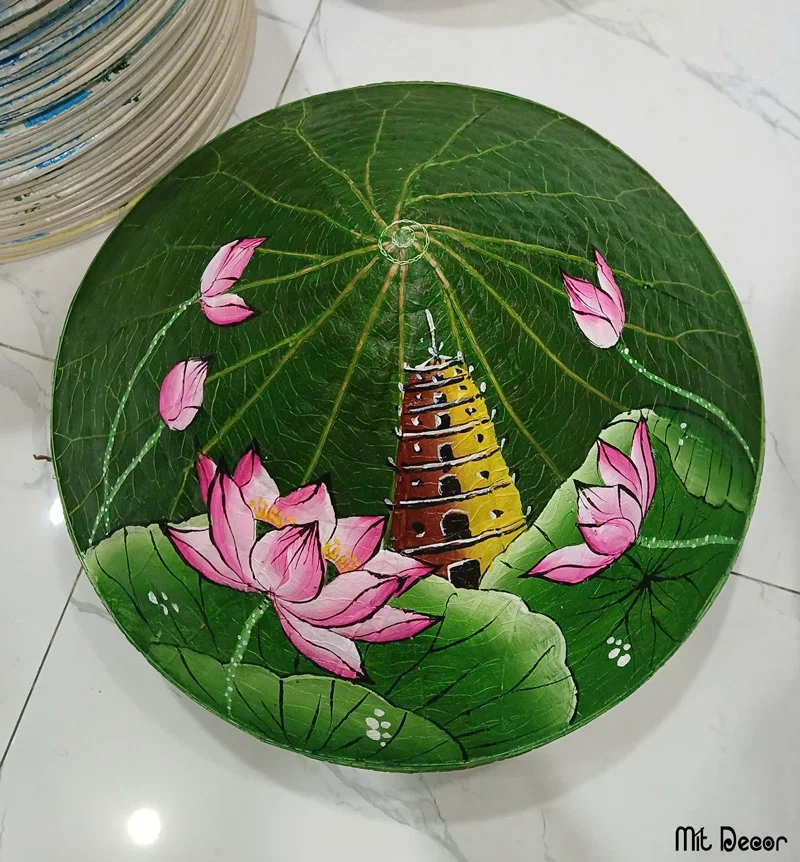 Vẽ hoa sen trên nón lá | Nón lá sen vẽ hoa theo yêu cầu