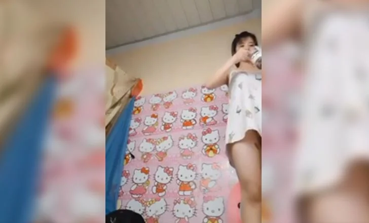 gái đẹp không mặc quần áo — ảnh 30