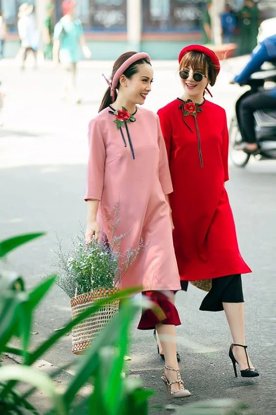 TOP các mẫu áo dài đẹp làm nên thương hiệu của Việt Nam 11