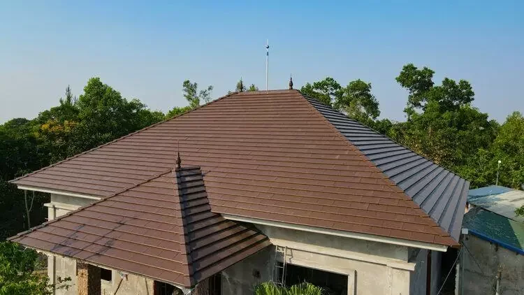 Nhà mái ngói phẳng hiện đại