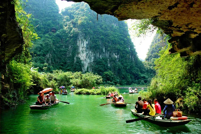 Thời điểm vàng cho "Người Việt đi du lịch Việt Nam"