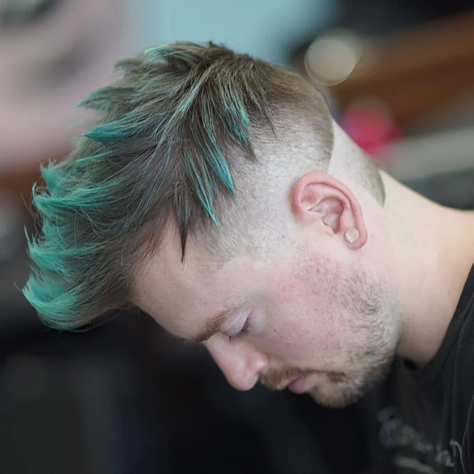 Cabelo colorido masculino – Artofit