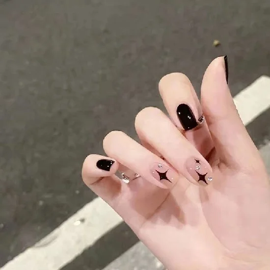 40+ mẫu nail đơn giản cho người mới học dễ làm nhất