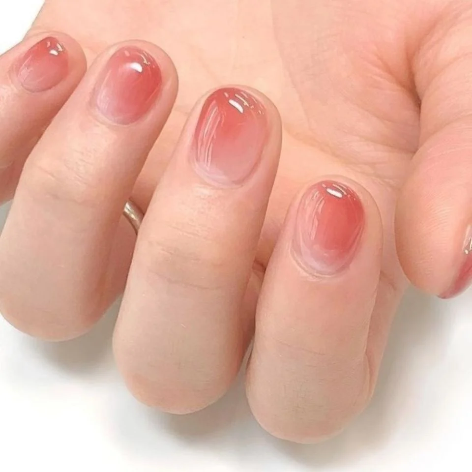 Mẫu móng tay hồng nhạt sơn thạch đáng yêu