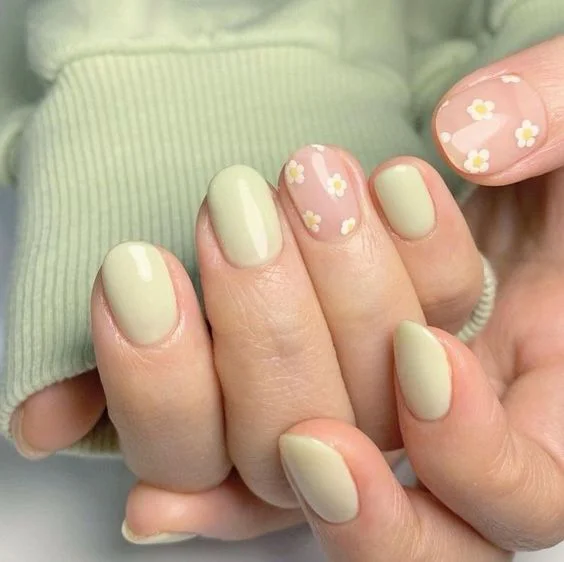 Nếu thích màu sắc nhưng sợ chói, đừng ngại chọn nail màu pastel